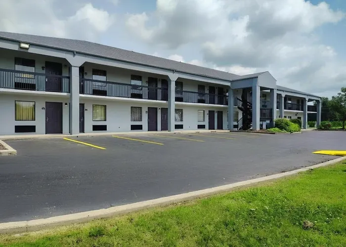 The Riverstone Hotel