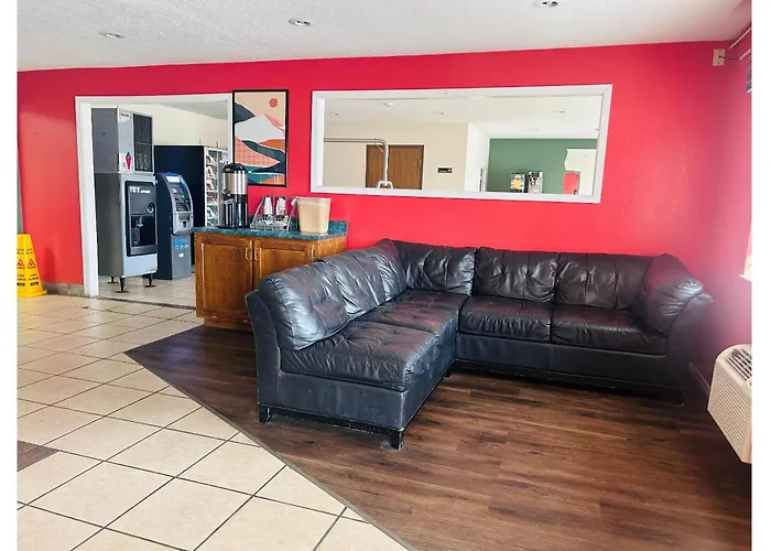 Super 8 By Wyndham Kennett Motel
