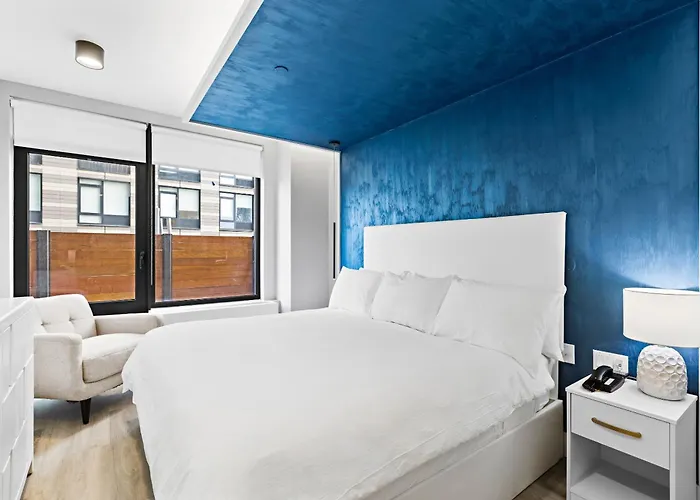 Global Luxury Suites At The Arches