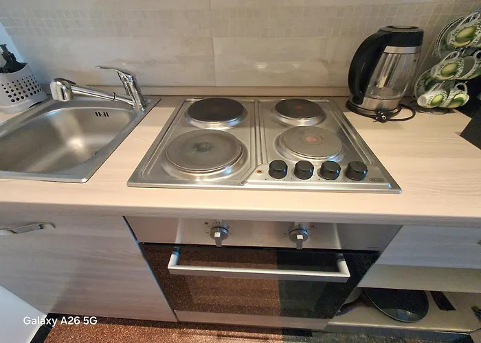 La Lanterna Di Angelo Rent Rooms And Apartments Free Parking On The Street Front