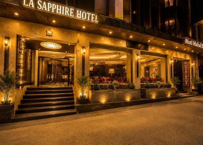 Airport La Sapphire Hotel & Restaurant With Free Airport Drop