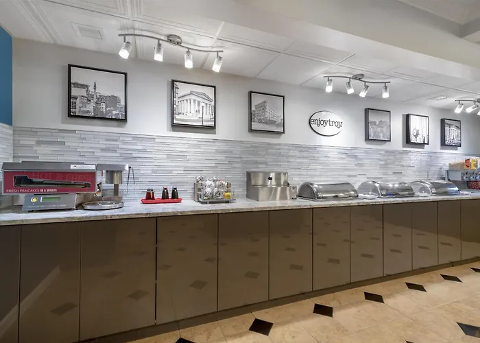 Best Western Plus Franklin Square Inn