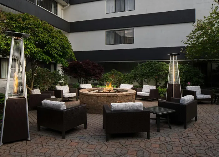Courtyard Hartford Cromwell