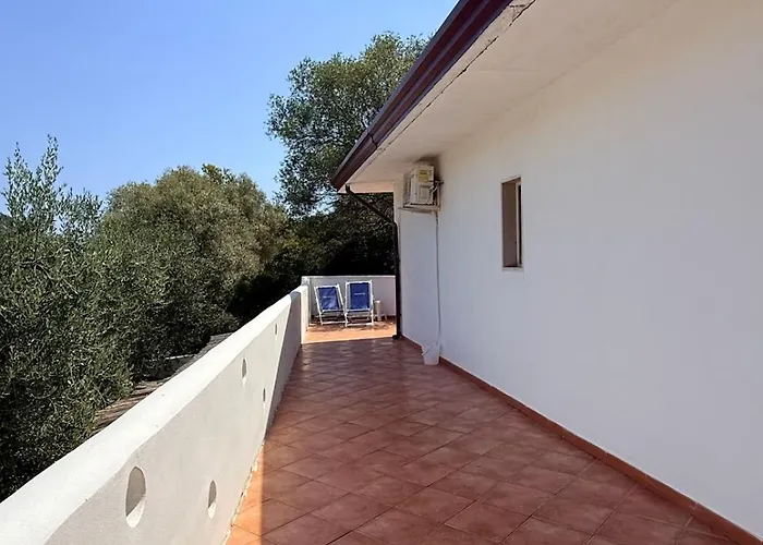 Vignanotica Beach Apartments