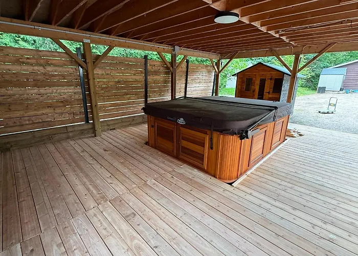 Lakewoods Cottage