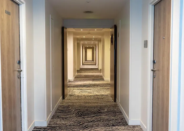 Best Western Plus Paris Velizy