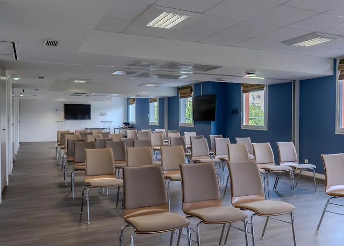 Best Western Plus Paris Velizy