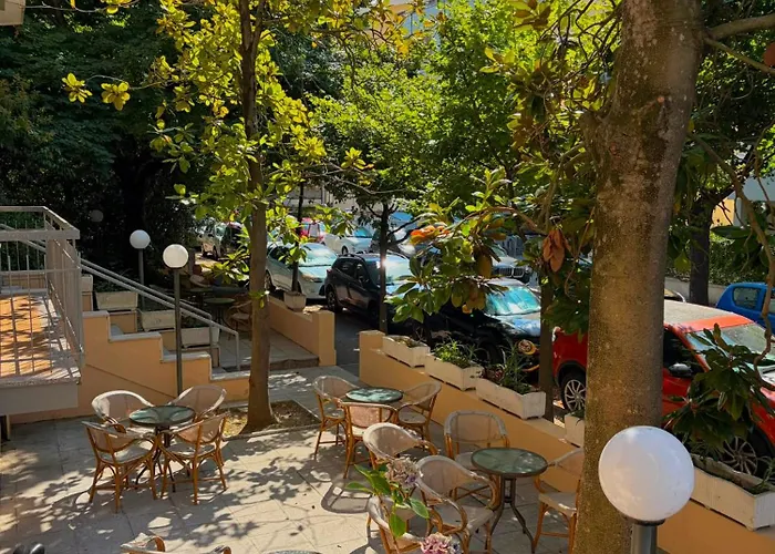 K2 Hotel