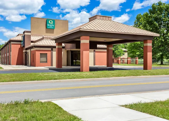 Quality Inn Rochester South