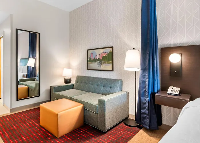 Home2 Suites By Hilton Airport
