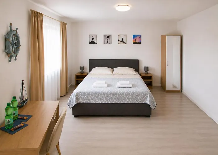 Seehafen Hostel