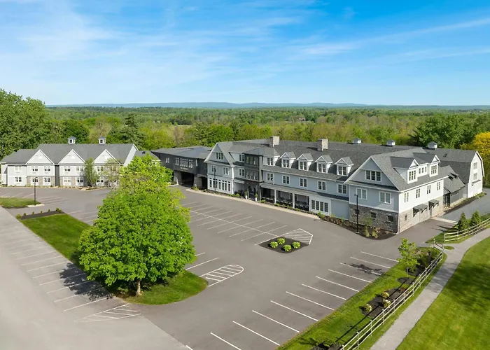 Hotel Brookmere & Arbor Spa