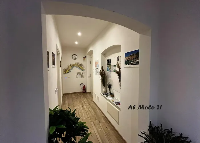 Al molo 21