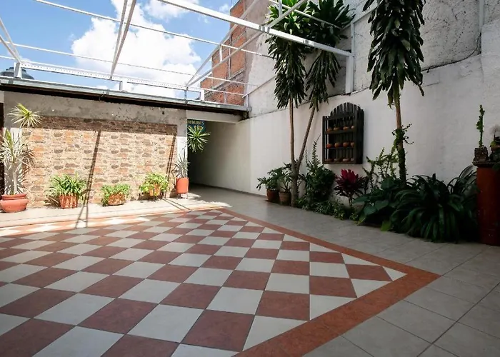 OYO La Casita