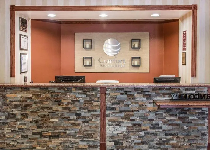 Quality Inn & Suites Ann Arbor Hwy 23