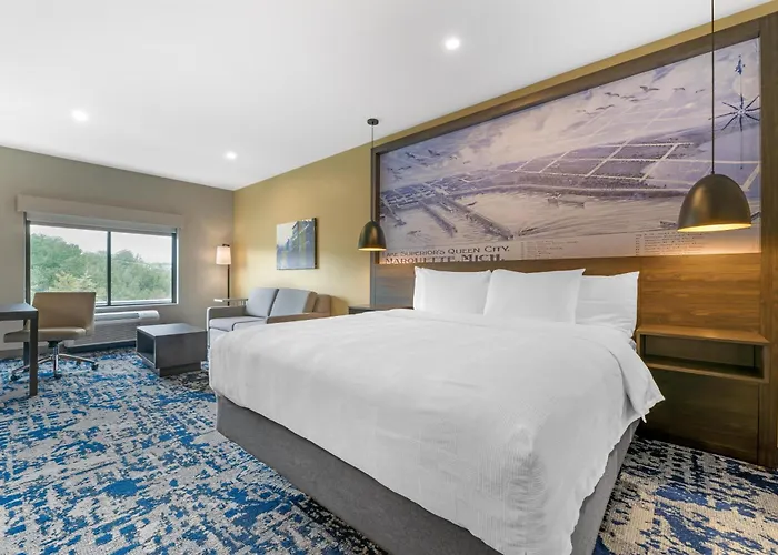 Marquette Dog Friendly Hotels