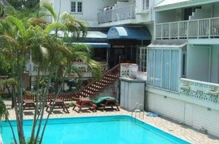Petit Hotel Key West Club