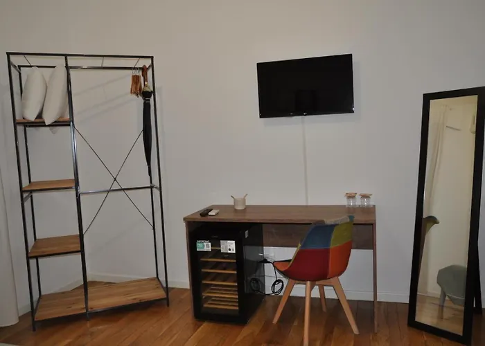 Charme Rooms Palermo-By E&K