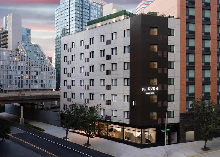 Even Long Island City - By Ihg