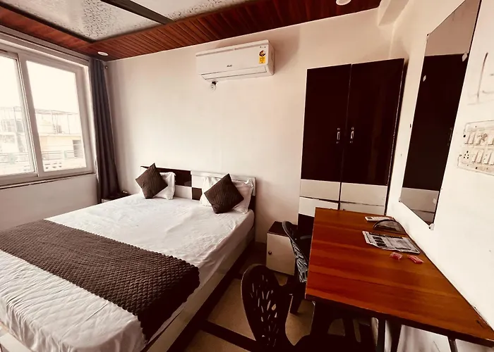 Hotel The Hsr, Mussoorie #Scenic Mountain View #Premium Rooms #Cafe