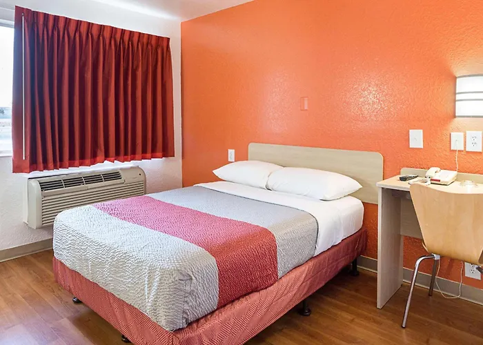 Motel 6