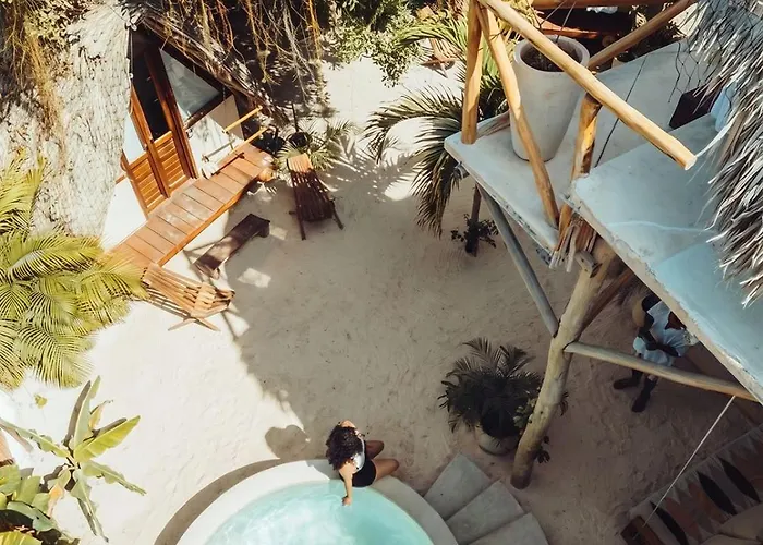 Casa Balam Holbox, Beach style cabañas