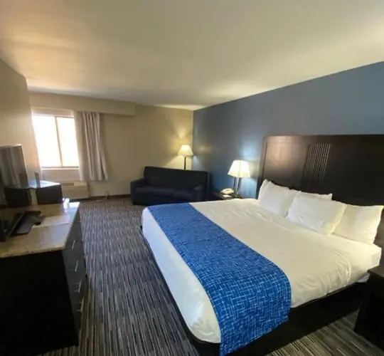 Baymont Inn & Suites