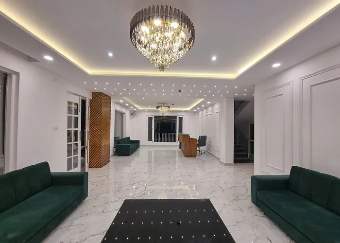 Hotel Luxe Vista Dalhousie By Snow Crest