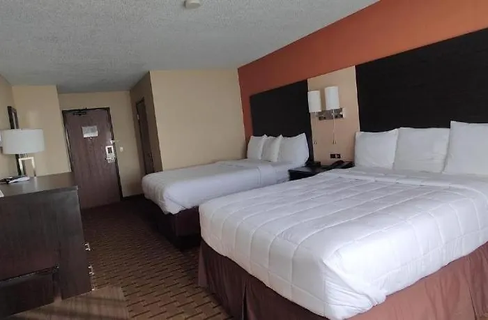 Saint Joseph Inn & Suites