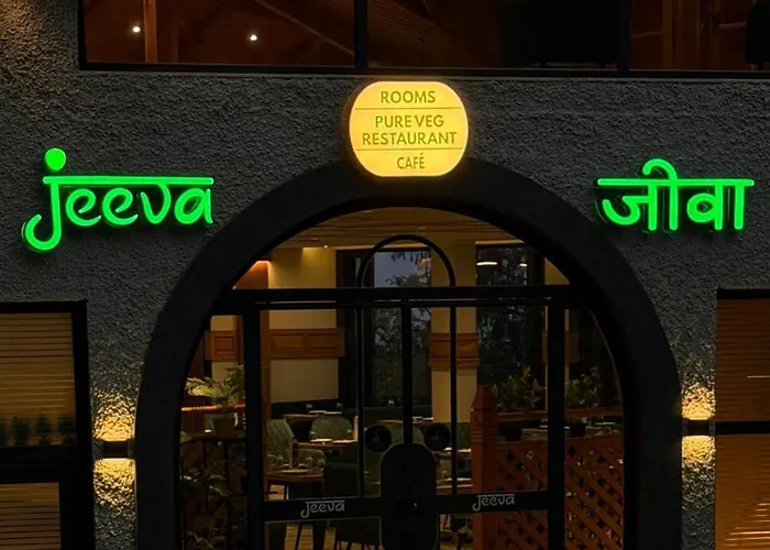 Jeeva Premium Rooms