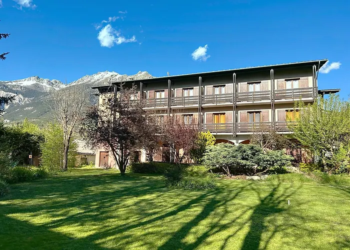 Hôtel Lacour