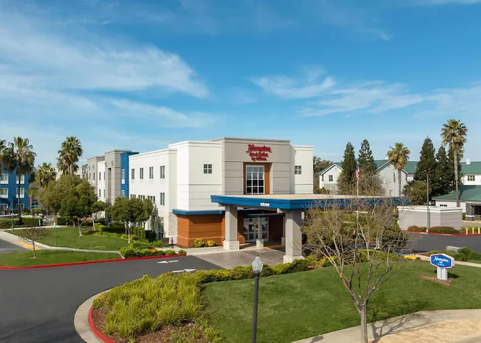 Hampton Inn & Suites -Airport-Natomas