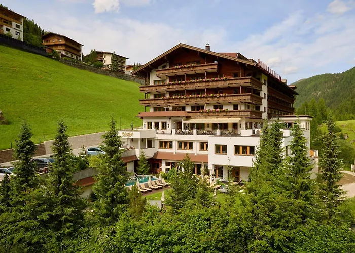 Hotel Alpenhof Tux