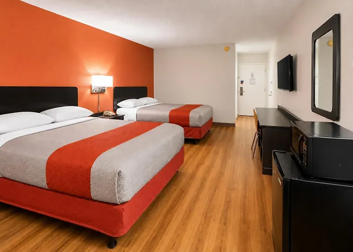 Motel 6-New Stanton, Pa