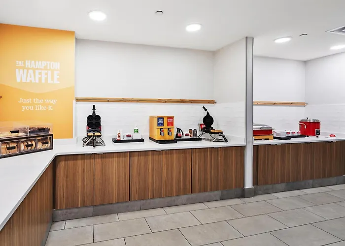 Hampton Inn & Suites Omaha Southwest-La Vista