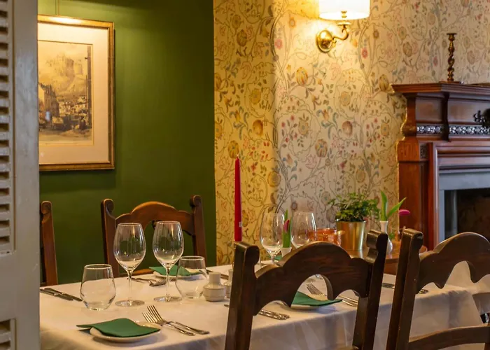 Tweeddale Arms Hotel