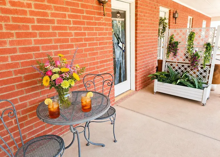 Woodrow House Bed & Breakfast