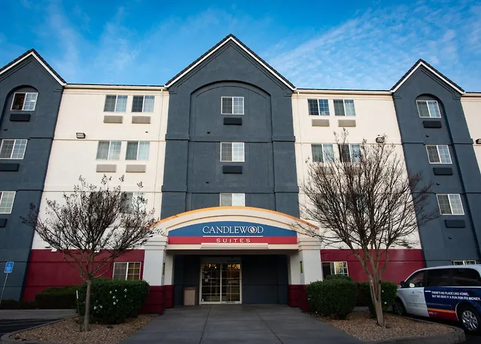 Candlewood Suites By Ihg