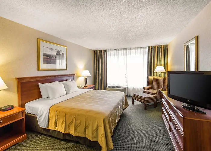Quality Inn & Suites Mcdonough South I-75