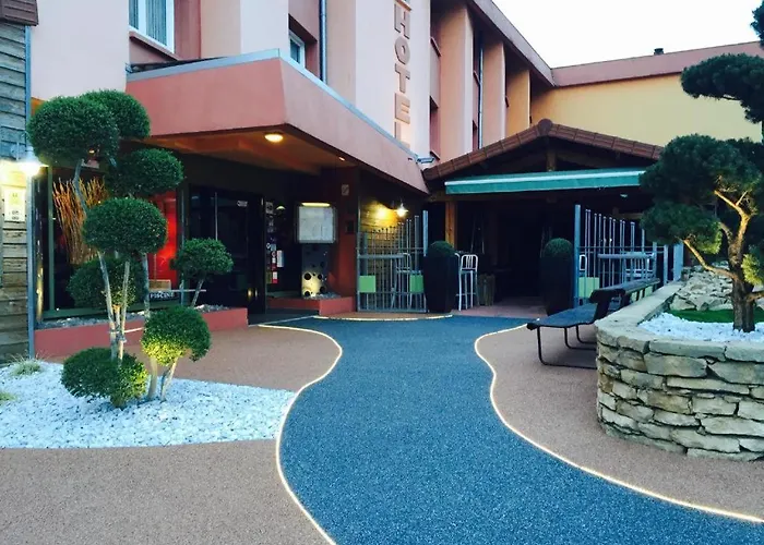 Logis Hôtel Burnichon