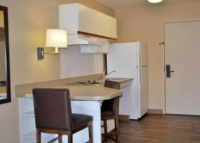 Candlewood Suites Beachwood Cleveland By Ihg