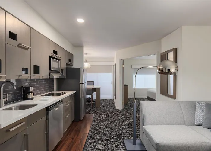 Hyatt House Cypress / Anaheim