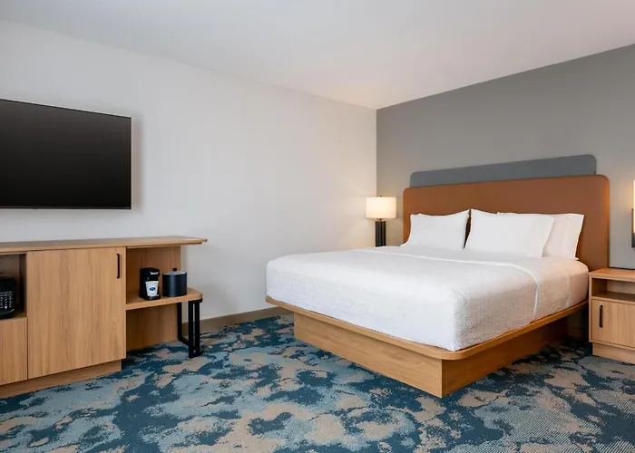 Hampton Inn & Suites Rockland