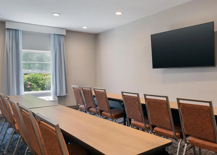 Hampton Inn & Suites Rockland