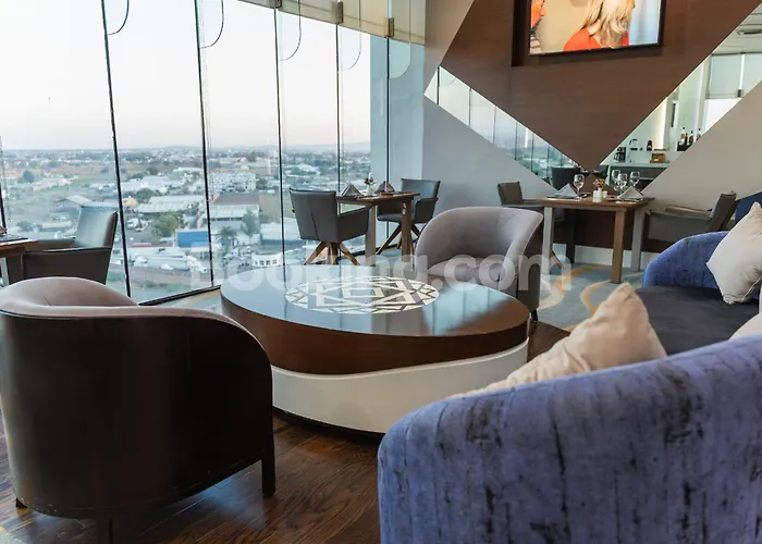 HS HOTSSON Hotel Irapuato