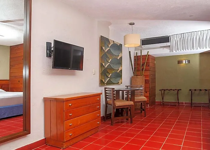 Hotel Casa Colonial Cozumel-Dog Friendly
