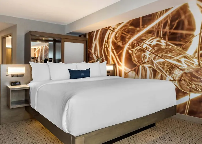 Cambria Hotel West Orange