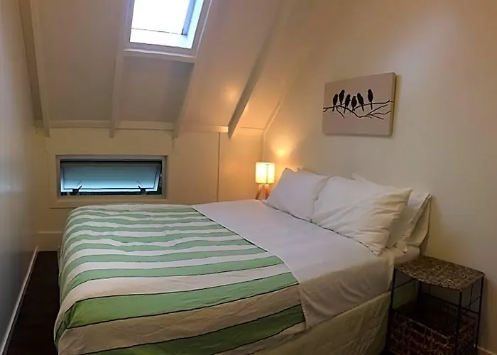 Hekerua Lodge Backpackers