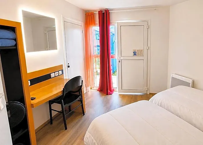 Macon Nord Hotel, Ex Charme En Maconnais