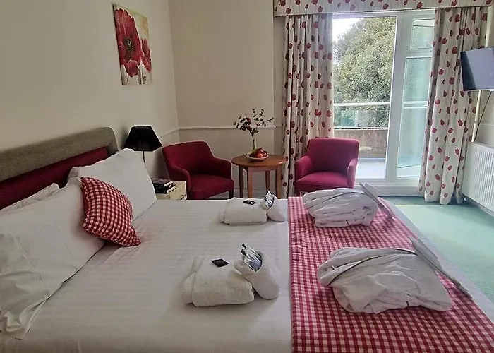 Redcliffe Hotel